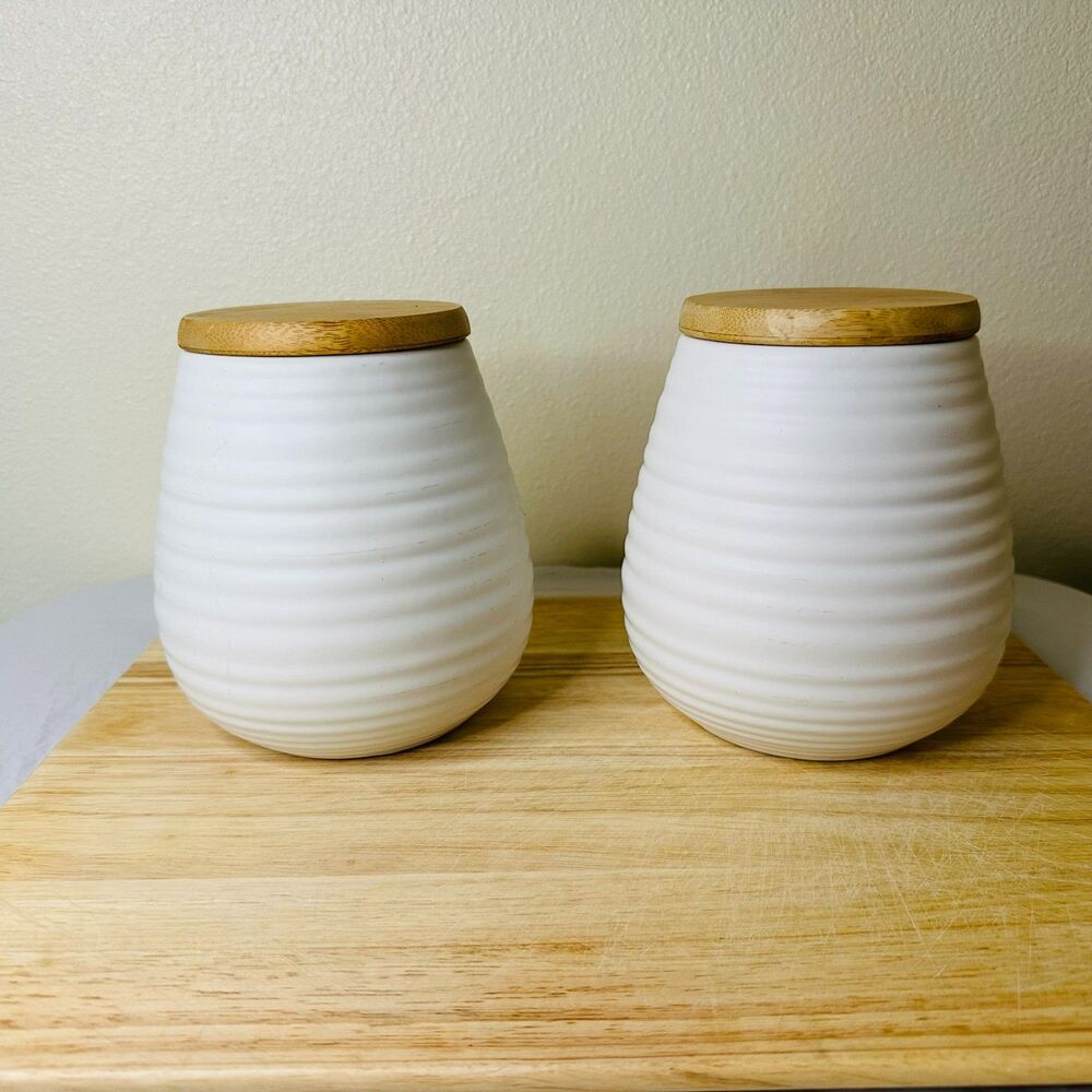 Circo Liquid Lines Tea & Sugar Canisters Bamboo Lids - Picture 4 of 7